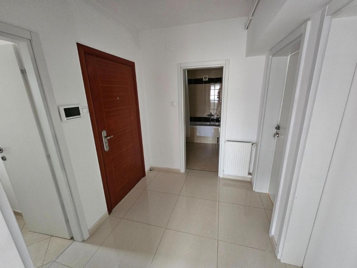 Comfort Rooms Remiza - Free Private Parking - Self Check-In Zagreb Exteriör bild